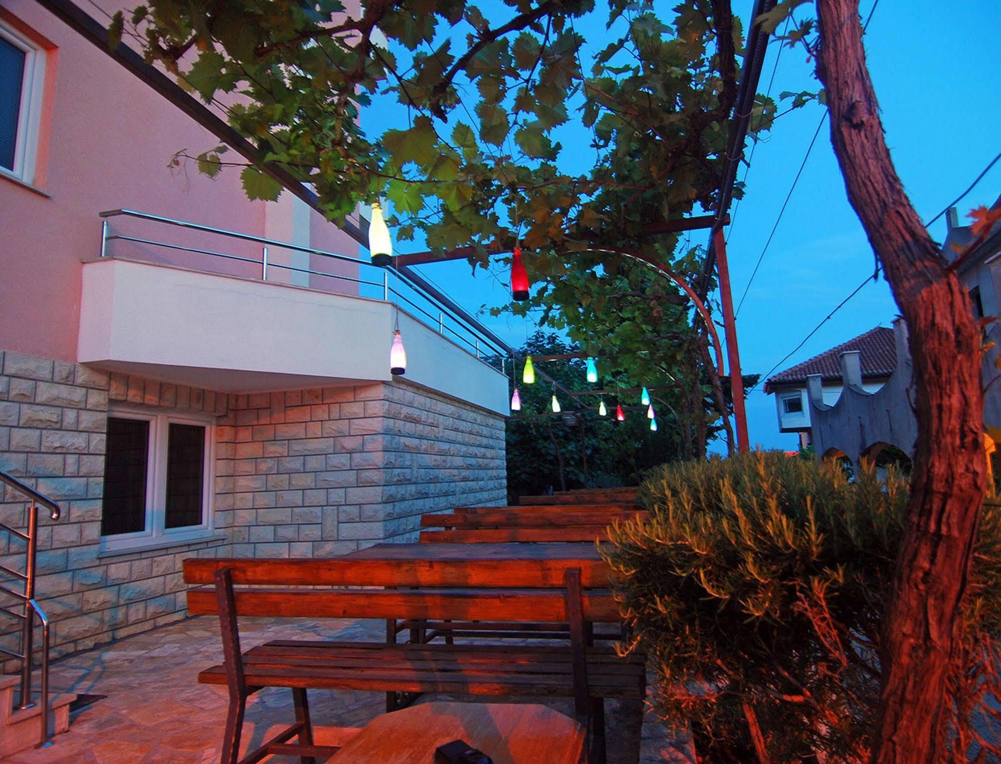 Apartments Kairos Seget Vranjica Luaran gambar